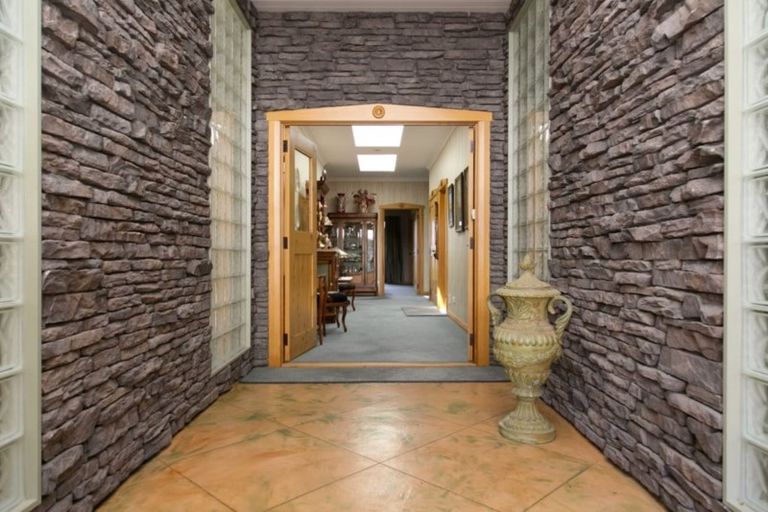 Photo of property in 35 Te Moenga Park, Acacia Bay, Taupo, 3330