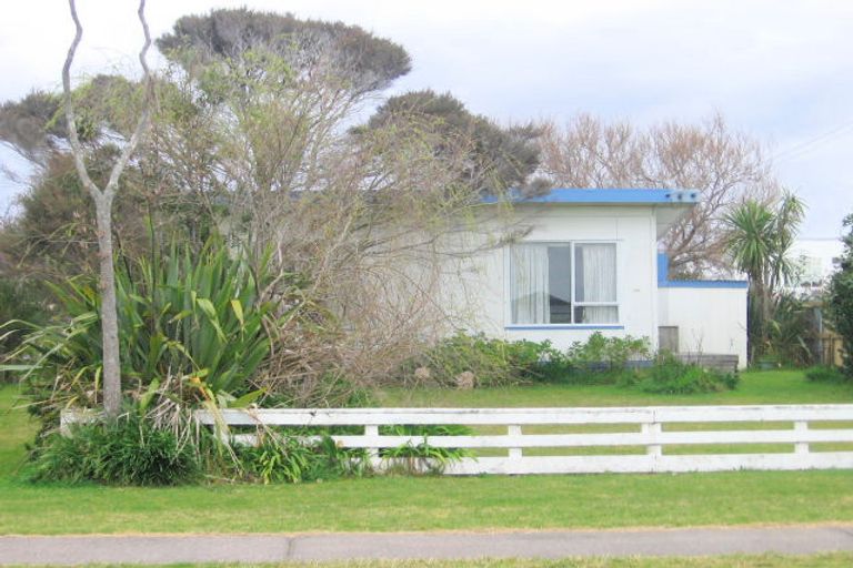 Photo of property in 139 Barbara Avenue, Whangamata, 3620