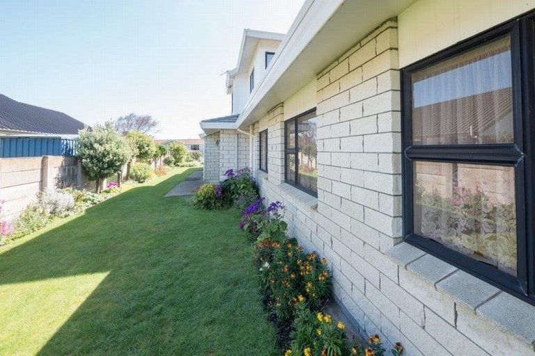 Photo of property in 12 Murdoch Street, Hawera, 4610