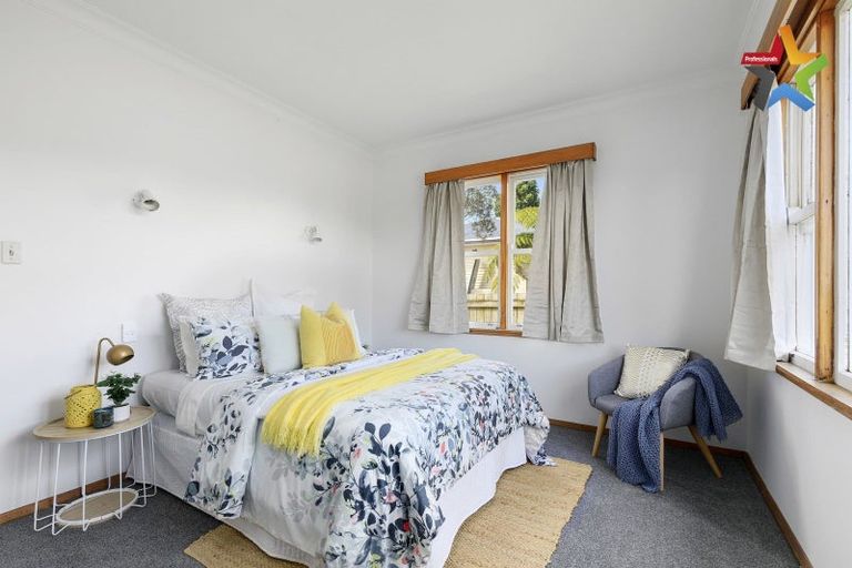 Photo of property in 137 Weraroa Road, Levin, 5510