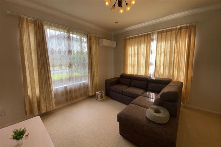 Photo of property in 34 Kestev Drive, Flat Bush, Auckland, 2016