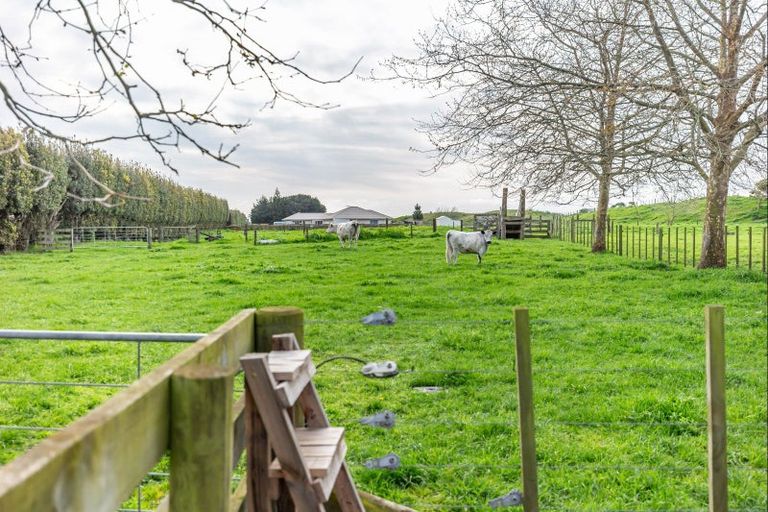 Photo of property in 42 Waitarere Beach Road, Waitarere, Levin, 5574