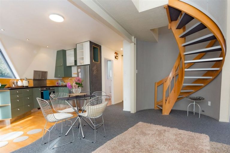 Photo of property in 2/280 Memorial Avenue, Burnside, Christchurch, 8053