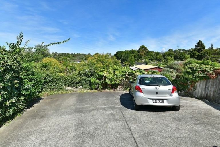 Photo of property in 1/70 Glamorgan Drive, Torbay, Auckland, 0630