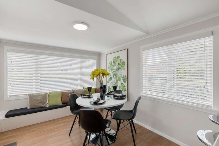 Photo of property in 1/56 East Street, Papakura, 2110