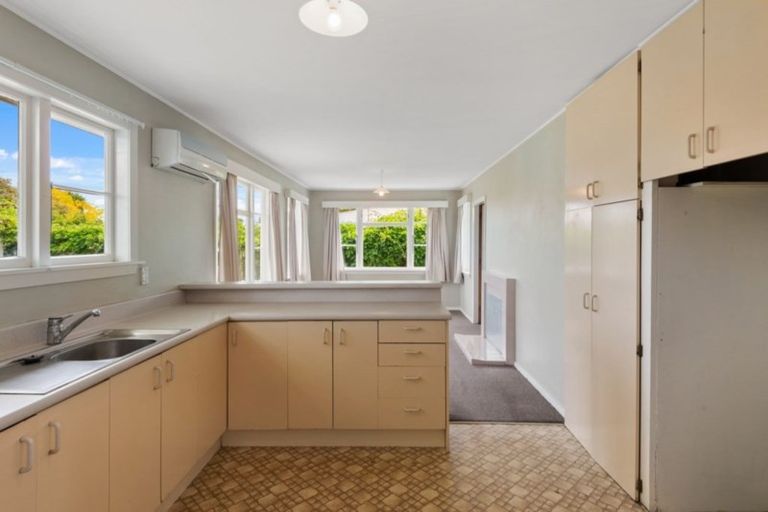 Photo of property in 69 Epsom Road, Sockburn, Christchurch, 8042