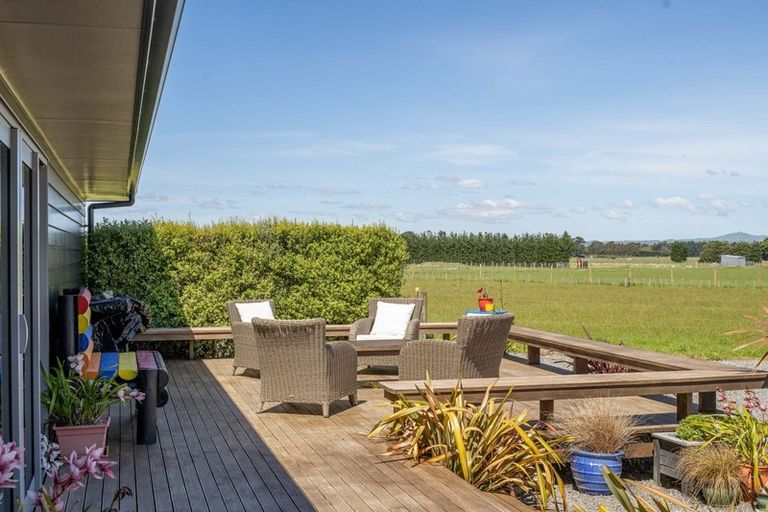 Photo of property in 2 Jordan Road, Waingawa, Carterton, 5791