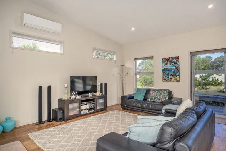 Photo of property in 14 Vista Paku, Pauanui, Hikuai, 3579