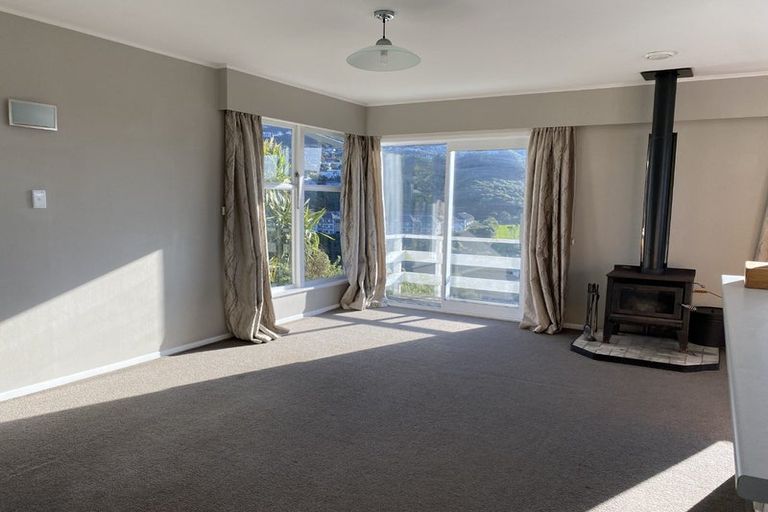 Photo of property in 84 Tarawera Road, Johnsonville, Wellington, 6037