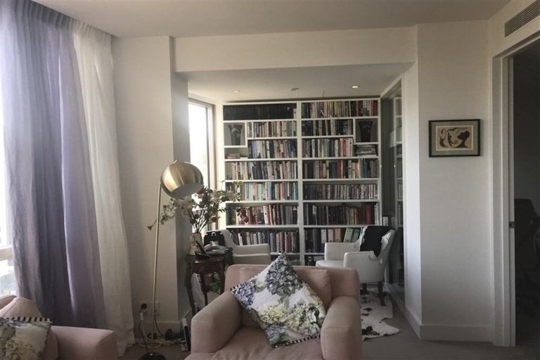 Photo of property in 807/1 Market Lane, Wellington Central, Wellington, 6011