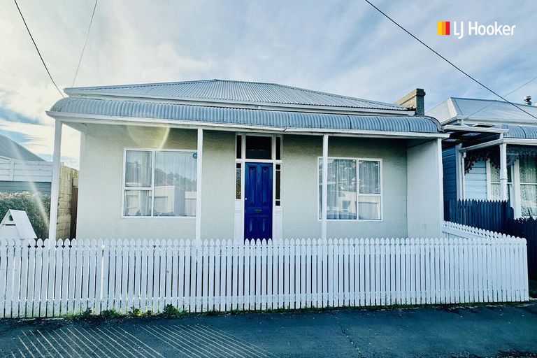 Photo of property in 67 Fitzroy Street, Caversham, Dunedin, 9012