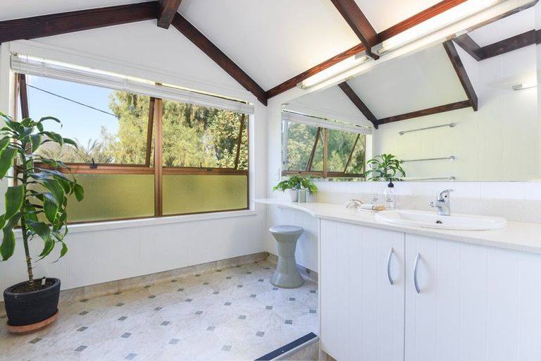 Photo of property in 27 Sophia Street, Glenholme, Rotorua, 3010