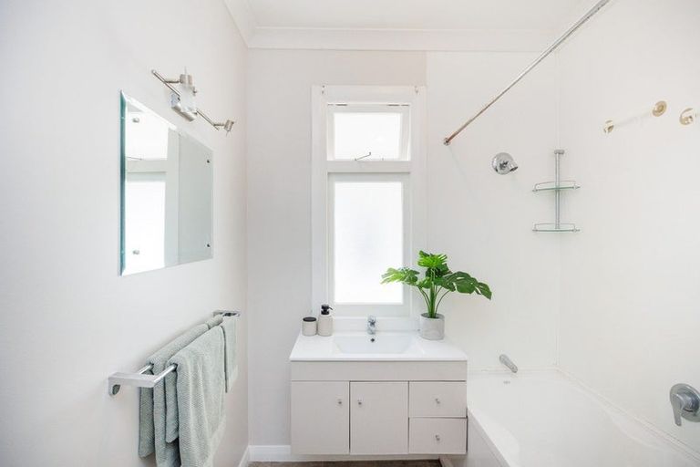 Photo of property in 2 Ongley Street, Feilding, 4702