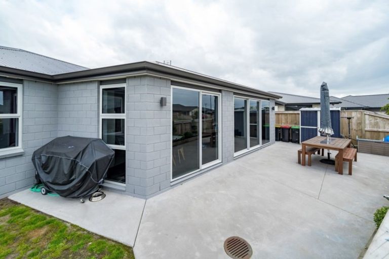 Photo of property in 2 Teachers Court, Papamoa Beach, Papamoa, 3118