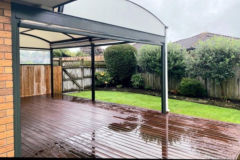 Photo of property in 34 Blackwood Drive, Wattle Downs, Auckland, 2103