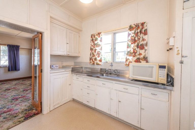 Photo of property in 32 Guyton Street, Whanganui, 4500