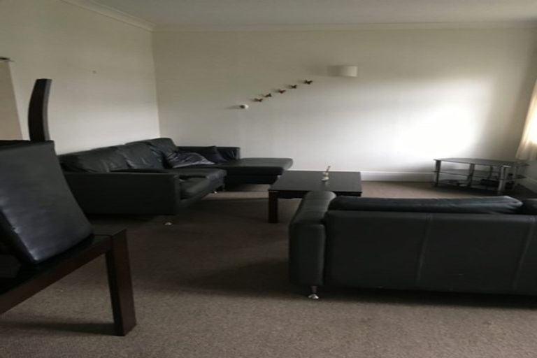 Photo of property in 12 French Street, Moturoa, New Plymouth, 4310