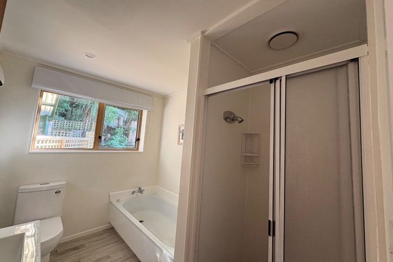 Photo of property in 5/16 Henderson Street, Karori, Wellington, 6012