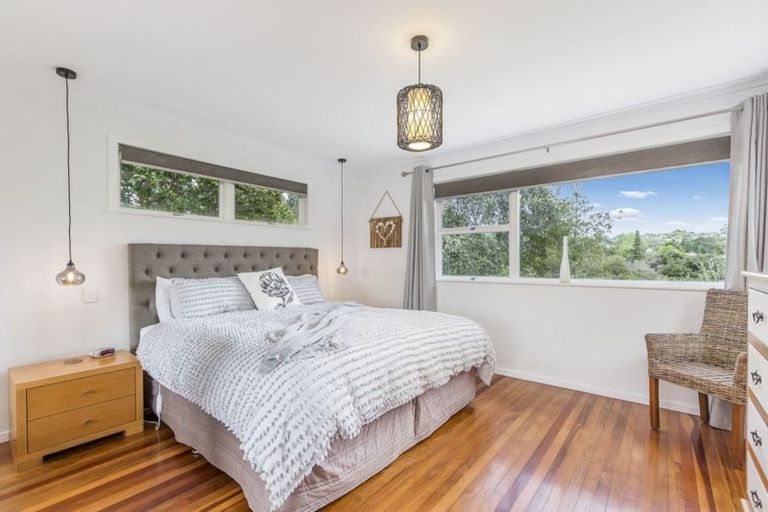Photo of property in 102 Park Hill Road, Birkenhead, Auckland, 0626