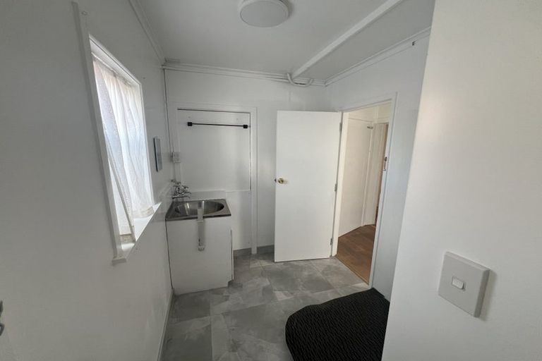 Photo of property in 32a Kirkbride Road, Mangere Bridge, Auckland, 2022