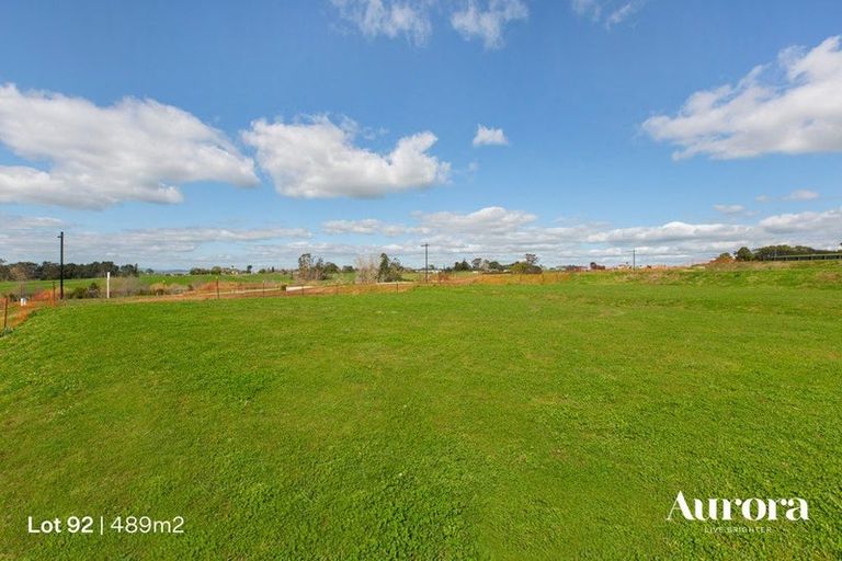 Photo of property in 1 Oralee Terrace, Peacocke, 3206