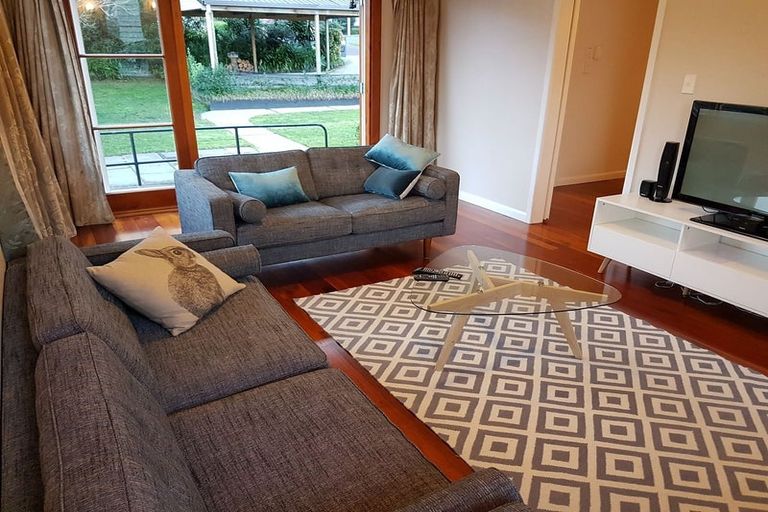 Photo of property in 25 Mountain Road, Mount Wellington, Auckland, 1072