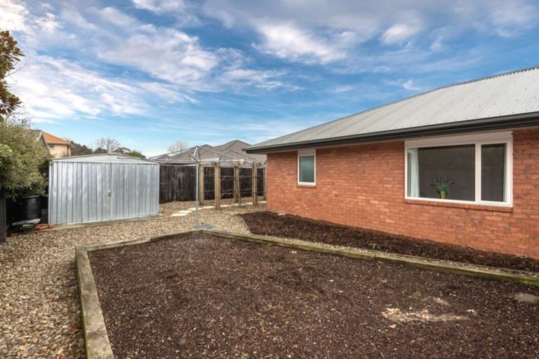 Photo of property in 51 Putake Drive, Parklands, Christchurch, 8083