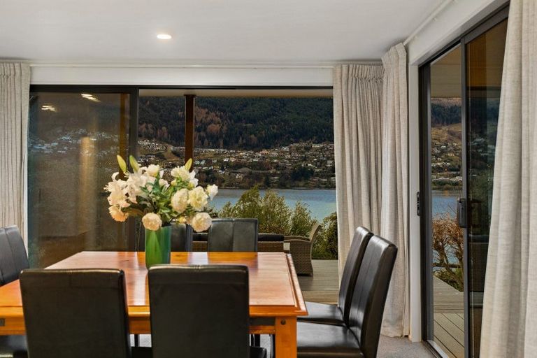 Photo of property in 379 Peninsula Road, Kelvin Heights, Queenstown, 9300
