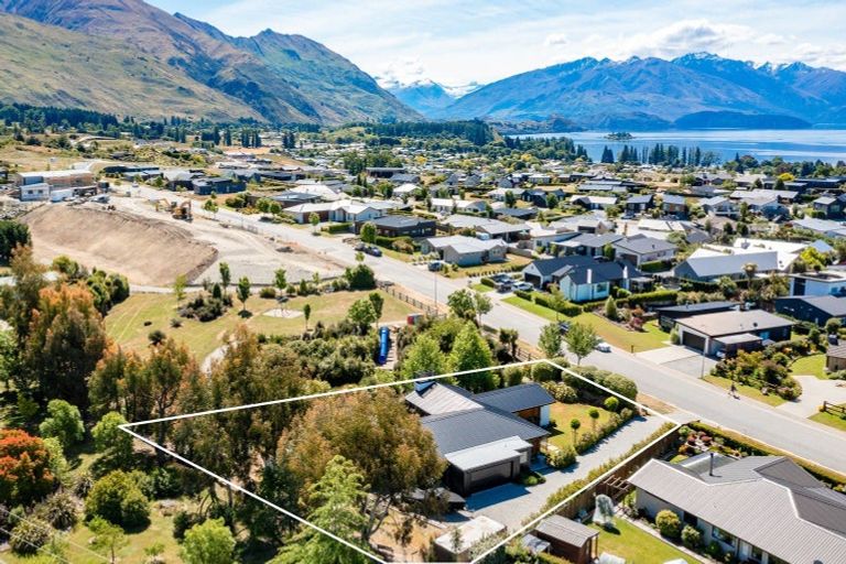 Photo of property in 51 West Meadows Drive, Wanaka, 9305