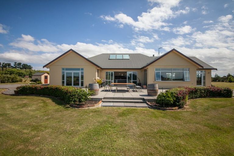 Photo of property in 86 Currins Road, Linton, Palmerston North, 4472