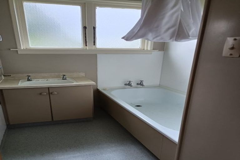 Photo of property in 915 Tahakopa Valley Road, Tahakopa, Owaka, 9586