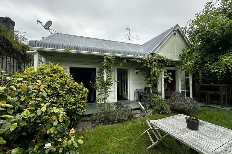 Photo of property in 24 Wales Street, Maori Hill, Dunedin, 9010