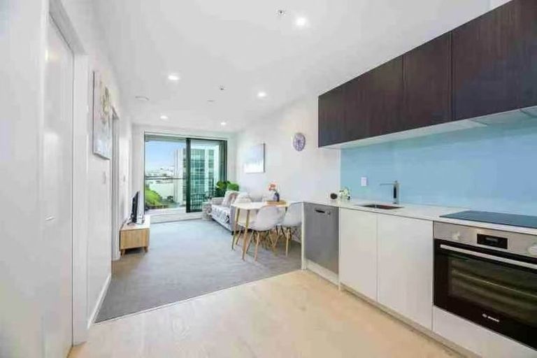 Photo of property in 414/19 Rawene Road, Birkenhead, Auckland, 0626