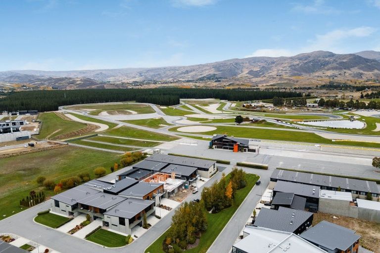 Photo of property in 6 Le Mans Grove, Cromwell, 9384