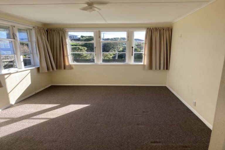 Photo of property in 34 Fraser Avenue, Johnsonville, Wellington, 6037