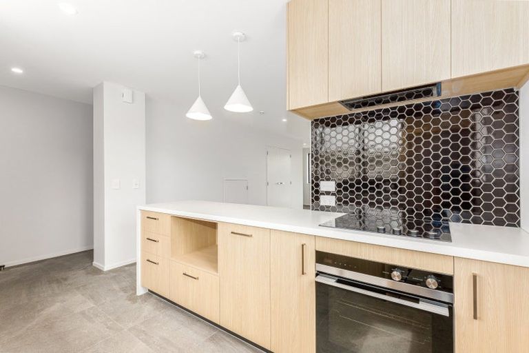 Photo of property in 54 Oakum Road, Whitby, 5024