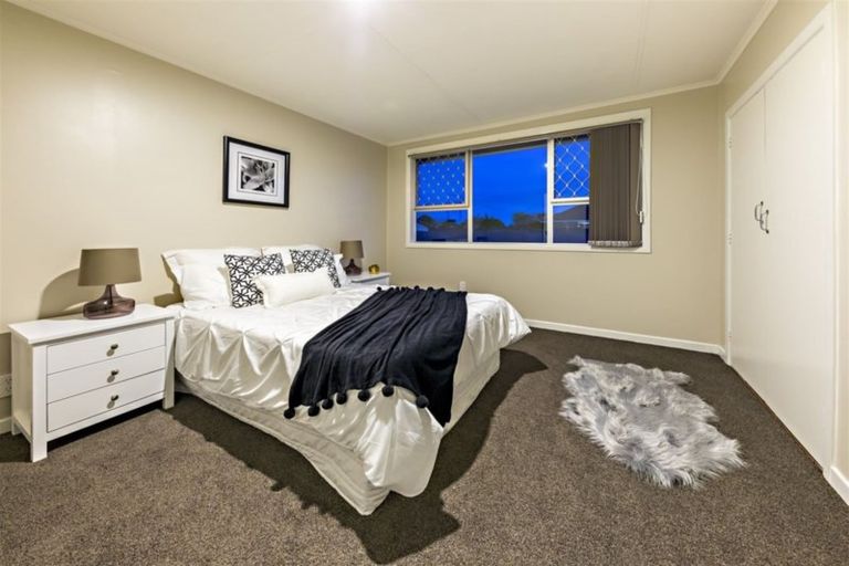 Photo of property in 1/14 Beaumonts Way, Manurewa, Auckland, 2102