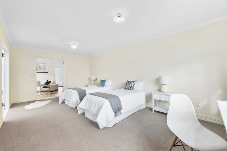 Photo of property in 174 Brooklands Road, Vogeltown, New Plymouth, 4310