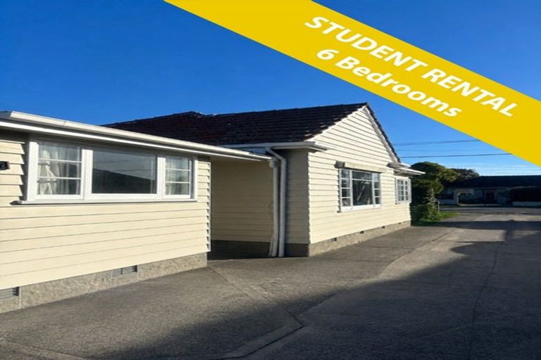 Photo of property in 25 Middleton Road, Upper Riccarton, Christchurch, 8041