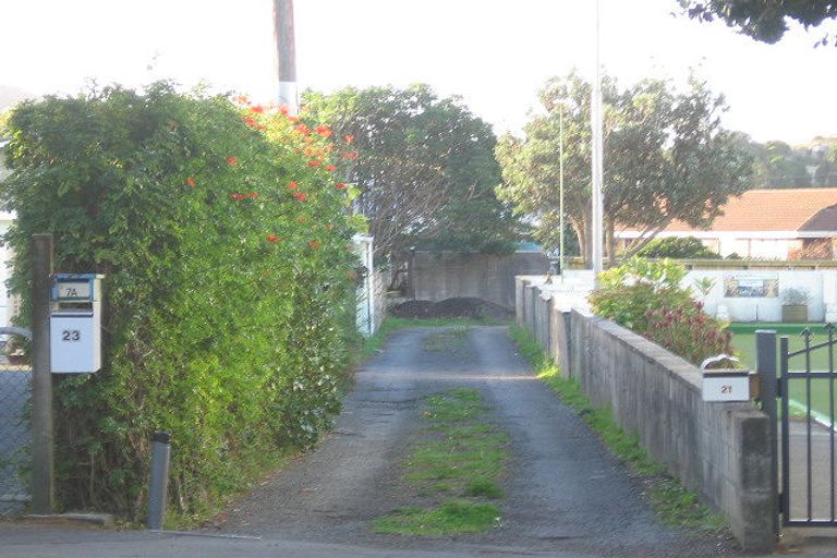 Photo of property in 21 Grays Road, Plimmerton, Porirua, 5026