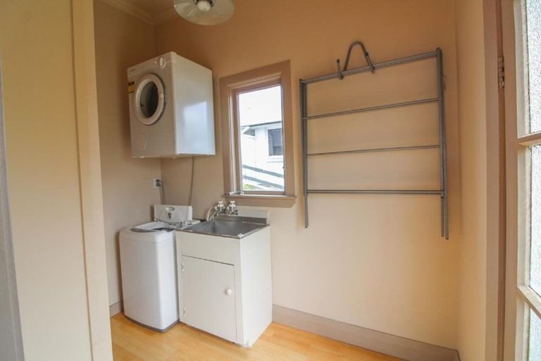 Photo of property in 2 Stansfield Street, Kenmure, Dunedin, 9011