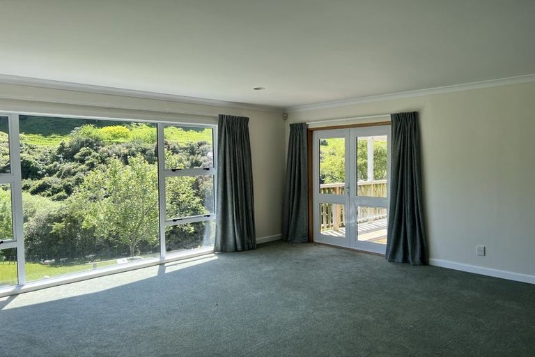 Photo of property in 111 Ngatiawa Road, Reikorangi, Waikanae, 5391