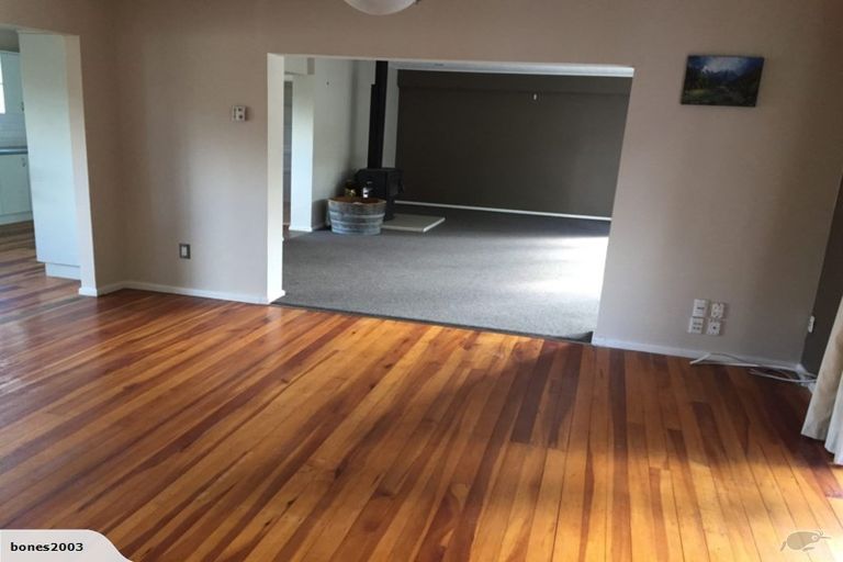 Photo of property in 17 Halswell Junction Road, Halswell, Christchurch, 8025