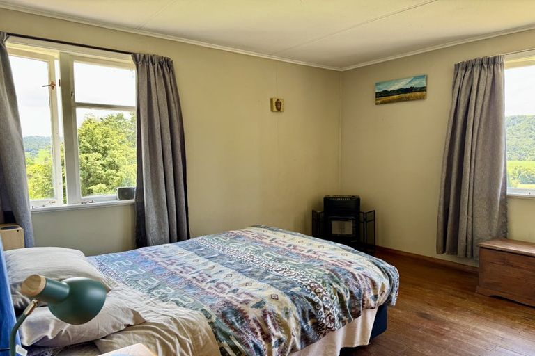 Photo of property in 465 Helmsdale Road, Waipu, 0582