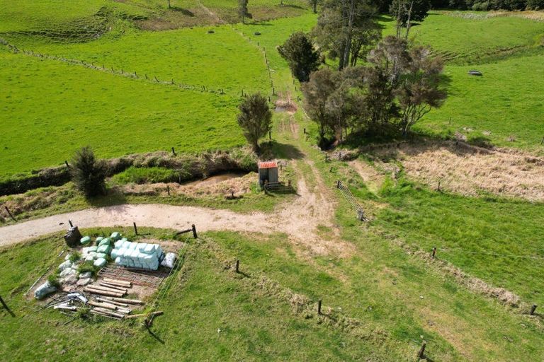 Photo of property in Pigs Head Road, Whakapara, Hikurangi, 0184
