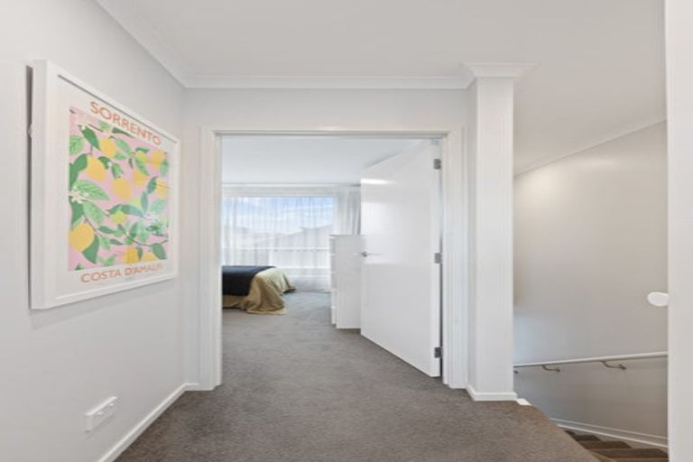 Photo of property in 10 Patariki Way, Beach Haven, Auckland, 0626