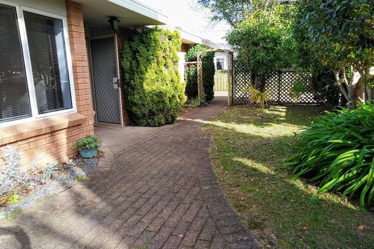 Photo of property in 104a Edgecumbe Road, Tauranga South, Tauranga, 3112