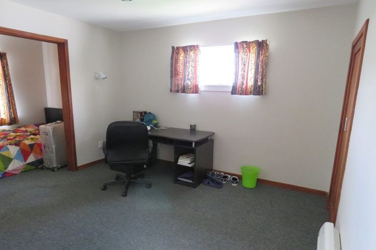 Photo of property in 52 Waimairi Road, Upper Riccarton, Christchurch, 8041