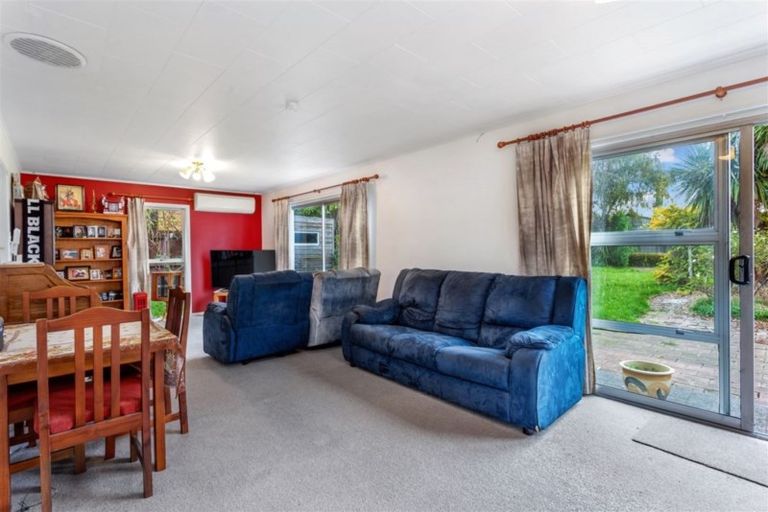 Photo of property in 100a Main North Road, Woodend, 7610