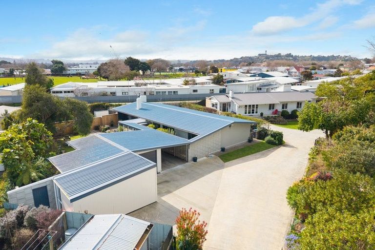 Photo of property in 54 College Street, College Estate, Whanganui, 4500